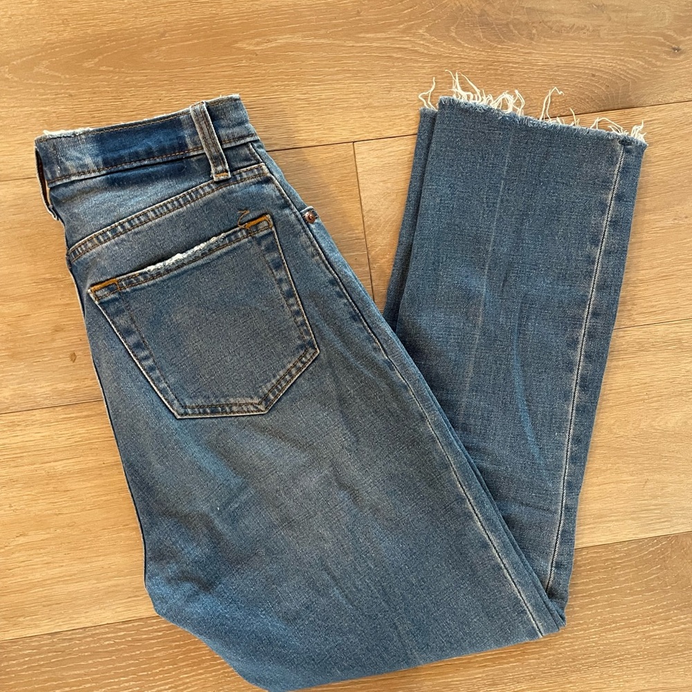 Abercrombie Women’s Size 25/0 Curve Love High Rise Mom Jeans Ankle Length